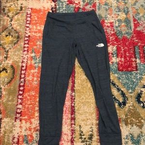 The north face sweat pants, kids size m (10-12)
